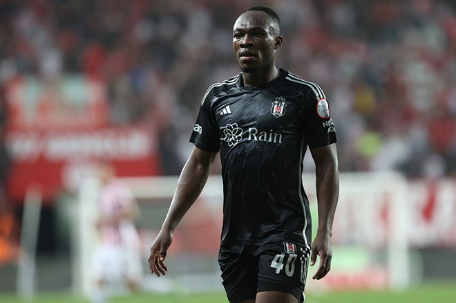 Beşiktaş'ta yeni sezonun ilk ayrılığı: Kiralık gitti, bonservisi alınıyor